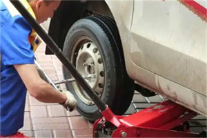 临沧附近拖车24小时服务热线电话
